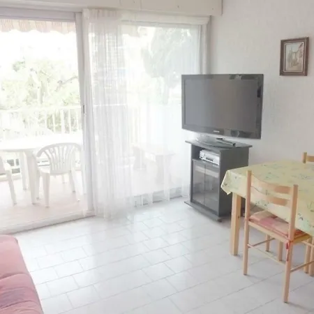 Beach 80 * Six-Fours-les-Plages